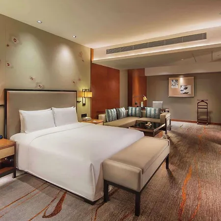 Doubletree By Hilton Guangzhou Science City-Free Shuttle Bus Service During Canton Fair Period Exterior photo
